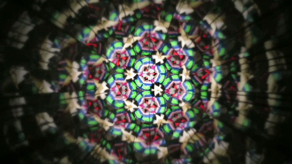RED FLOWERS ROUNDABOUT - 2015 (HD video 14min)